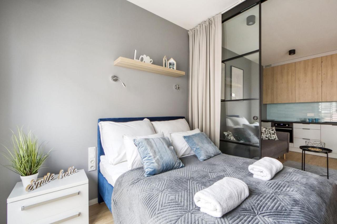 Warsaw Night Apartments Metro Plocka Εξωτερικό φωτογραφία